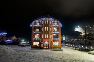 Alpin Hotel - Bukovel - 9