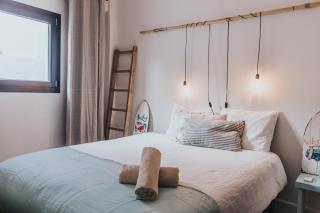 Malaga Beach House, 2 city bikes, 2 children's bikes, WiFi, BIG terrace, BBQ, Family, Childfriendly - Málaga - 1