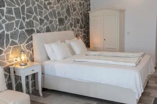 Ocean View Rooms - 6