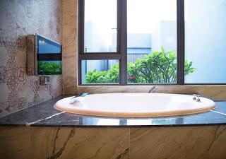 Royal Group Motel Feng Shan Branch - Kaohsiung - 2