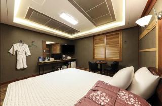 Bridge Hotel - Busan - 5