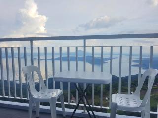 Blowing in the Wind - Lake View Apartments - Tagaytay - 9