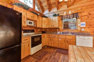Sugar Bear Cabin - Sevierville - 4