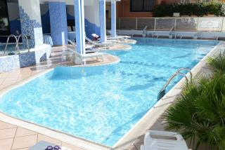 Hotel Embassy - Cesenatico - 4