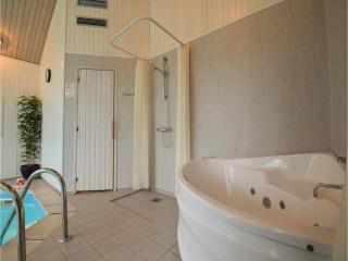Stunning Home In Ebeltoft With Kitchen - Ebeltoft - 6