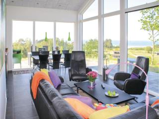Four-Bedroom Holiday Home In Glesborg - 8
