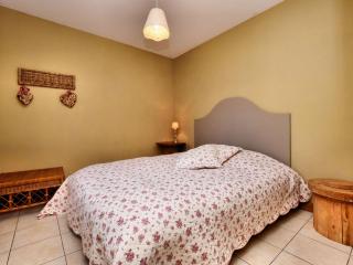 Rustic holiday home in Halleux - Ennal - 8