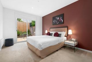 Brighton Bay Apartments - 4