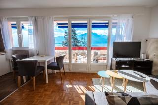 Terrace with Lake & Mountain View - Montreux - 2