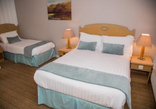 The Manor Guest House - Cheadle - 2