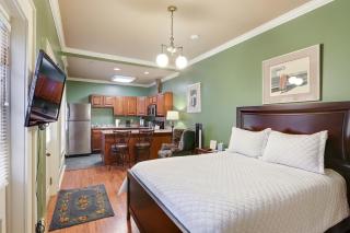 Grenoble House - New Orleans - 2
