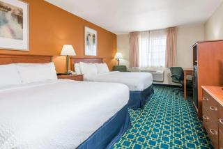 Baymont by Wyndham Santa Fe - Santa Fe - 7