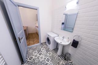 Central Luxury 4A - 1
