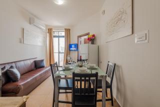 Seashells 2 bedroom Apartment with sunny terrace with stunning sea views - by Getawaysmalta - St Paul's Bay - 1