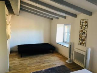 Au pied de la Cité - 2