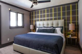 Vintage Block Inn & Suites - 2