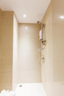 D Day Suite - Bangkok - 1