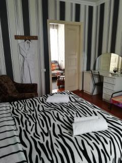 Nikoloz Guesthouse - 2