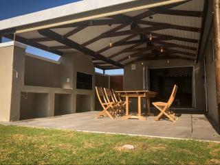 Silver Pond Lodge - Robertson - 4