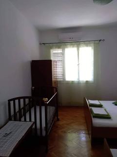 Apartments A & G Petrović - Pirovac - 4