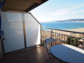 Seafront Apartment in Palamós - Palamós - 1
