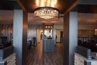 Lakeland Inn Hotel - Cold Lake - 4