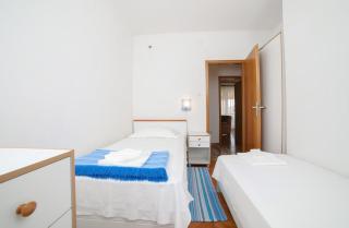 Apartments by the sea Postira, Brac - 6053 - 1