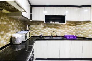 3BR City View Sudirman Condominium Apartment by Travelio - Jakarta - 5