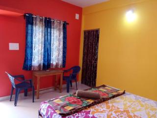 Shiva Shanti Guest House - 2