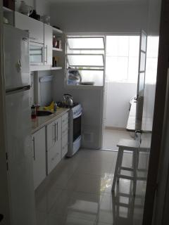 AZCUENAGAHOME Silencioso y luminoso piso alto de 45m2 , UBICACIÓN Y PARKING disponible, Nuestros huéspedes nos avalan con sus comentarios - Buenos Aires - 2