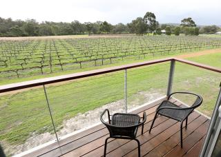 Lot113 Vineyard Accommodation - Upper Swan - 2