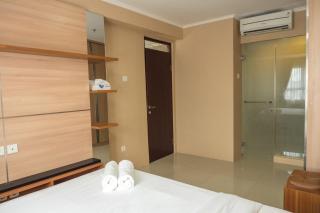 3BR with Sofa bed at Gateway Pasteur Apartment By Travelio - Bandung - 2