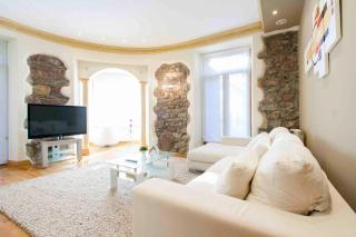The Rentals Collection | Camelot - San Sebastián - 8