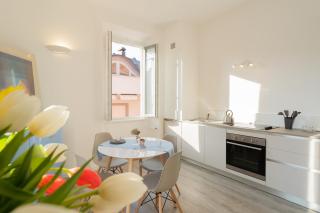 The Little Prince Apartment by Rent All Como - Como - 6
