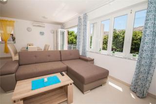 Apartment Mimoza 5, Baska, Krk - Baška - 0