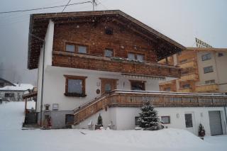 Pienz Apart - Oetz - 8