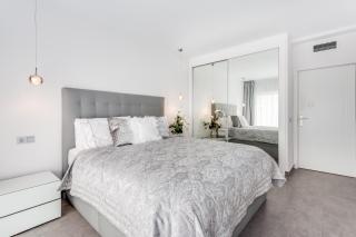 by RIVA - Designer 1 Bedroom Apartment in the Centre of Marbella - Marbella - 8
