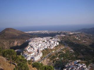 Beach and Mountains - Frigiliana - 9