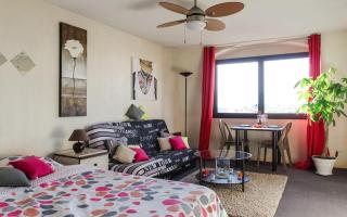 Cosy - Negresco - AC - 5 min walk to Beach - 5