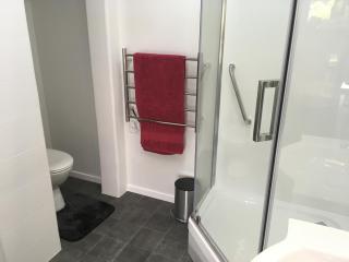 Smart Apartment - Dinsdale - 4