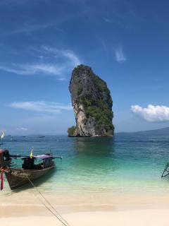 Living at Sphere Apartment - 6