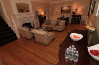 Anchor Inn Beach House - 7