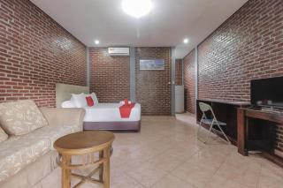 RedDoorz Plus At Ampera Raya - 3