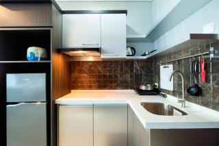 Spacious and Artsy Studio Apartment at Brooklyn Alam Sutera By Travelio - Dongkal Dua - 1