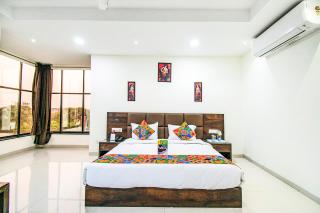 FabHotel Amrit Greens - 6