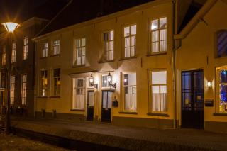 Bed & Breakfast Huis Sevenaer - Zevenaar - 0