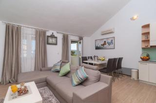 Villa Koludrovac - Kaštela - 1