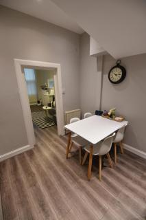 Slateford House Apartment Ground Floor Main Door - Edinburgh - 6