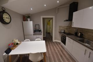 Slateford House Apartment Ground Floor Main Door - Edinburgh - 9