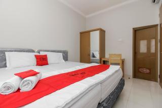 RedDoorz near Central Park Mall - Giacarta - 0
